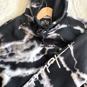 Hollister Hoodie size XL